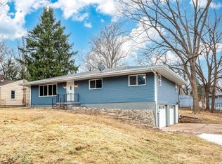 203 Eaton Ave, Bartonville, IL 61607