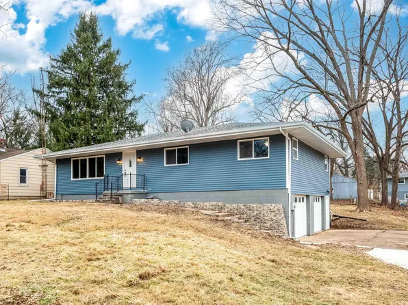 203 Eaton Ave, Bartonville, IL 61607