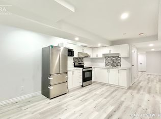 33 Slack St #2, Bradford West Gwillimbury, ON L3Z 0S4