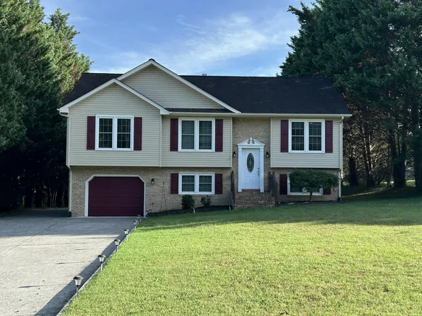 1410 N Mill Rd, Salem, VA 24153