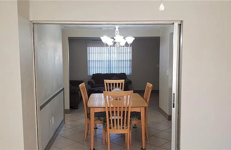3445 Wiltshire Dr — Photo 4