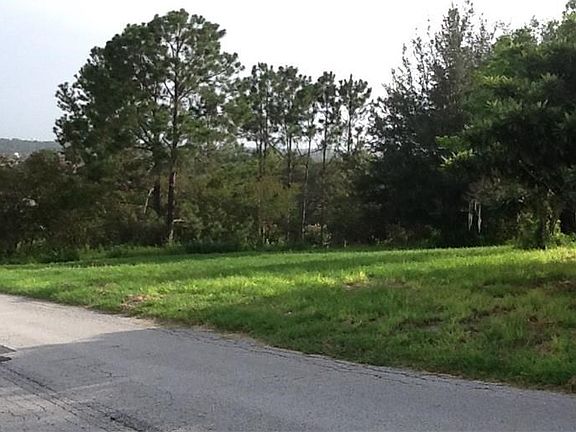 Part of property that reaches corner of street.