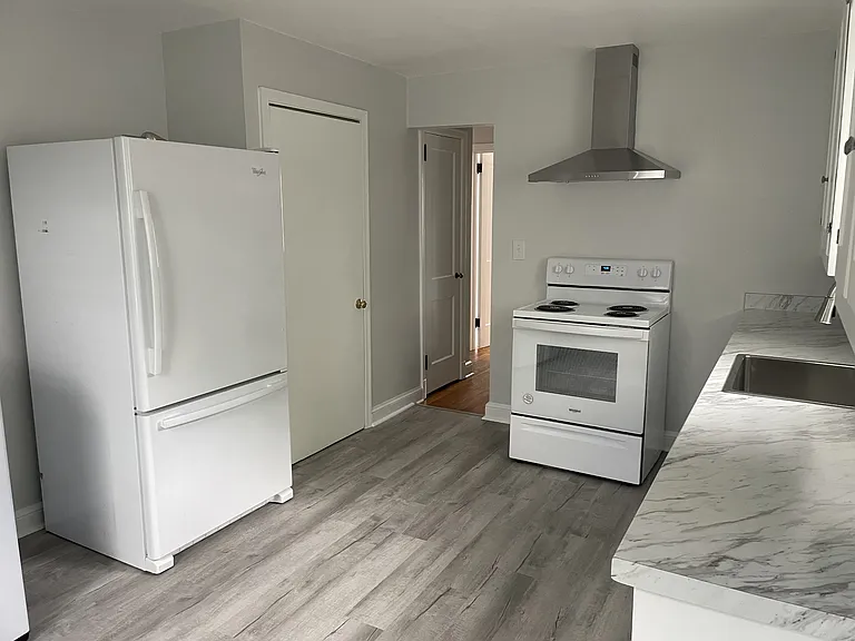615 Druid Ave — Photo 3