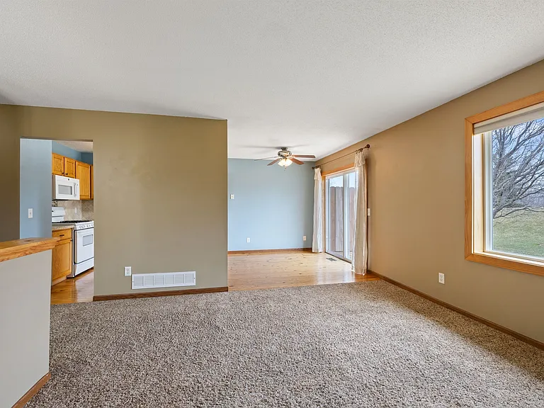 16940 Glencoe Ave #1 — Photo 2