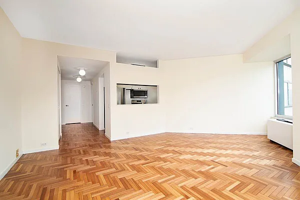 Rented by RELO REDAC INC. | media 23