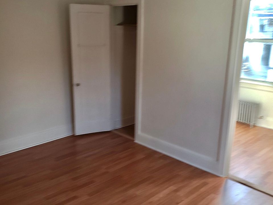 2nd image of 1576 Taylor Ave