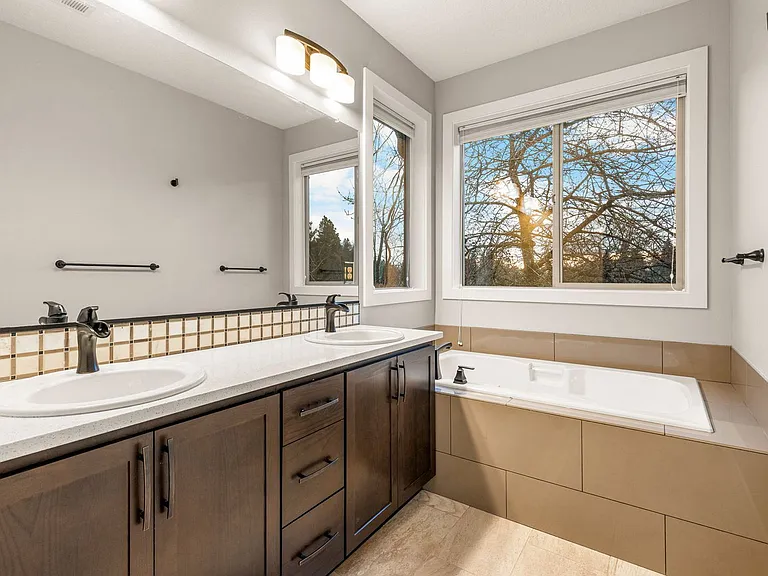 7898 SW Capitol Hill Rd — Photo 13
