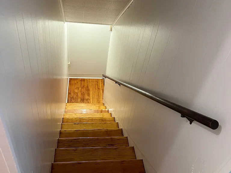 46 E Bacon St — Photo 22