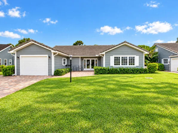 7 Holly Drive, Boynton Beach, FL 33436