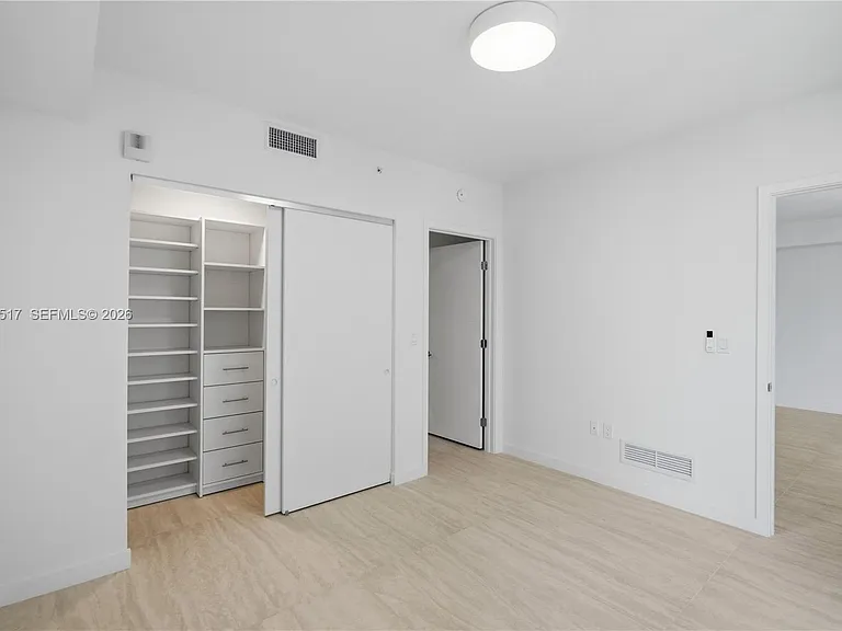 77 SE 5th St #2307 — Photo 17