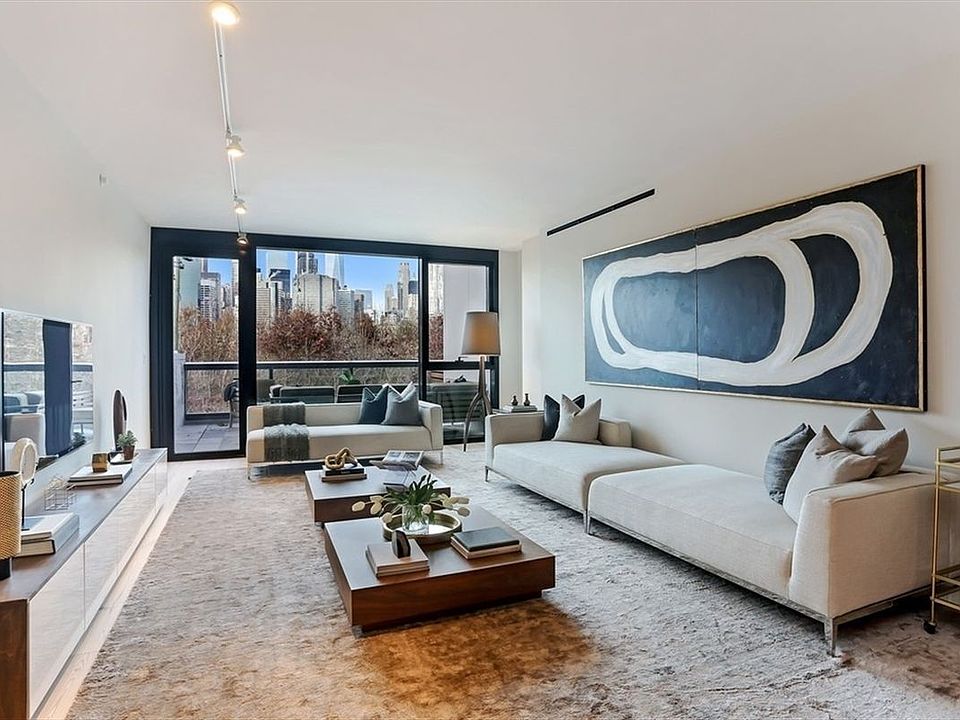 1st image of 130 Furman St #S101