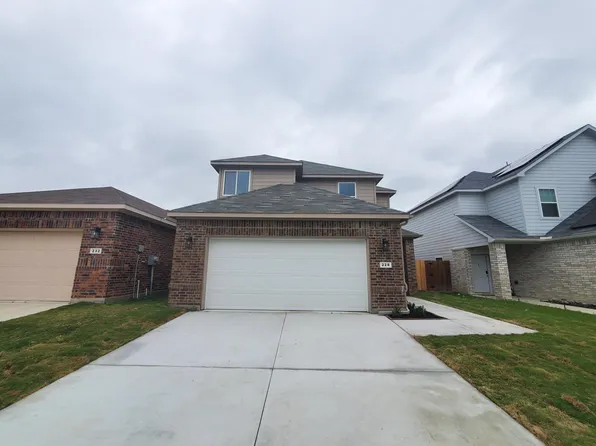 228 Michelle Dr, Grand Prairie, TX 75051