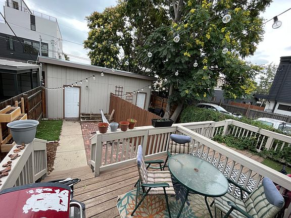 3rd image of 3452 Mariposa St