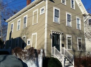 34 3rd St #2, Newport, RI 02840