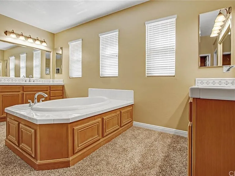 8265 Lavender Ln — Photo 9