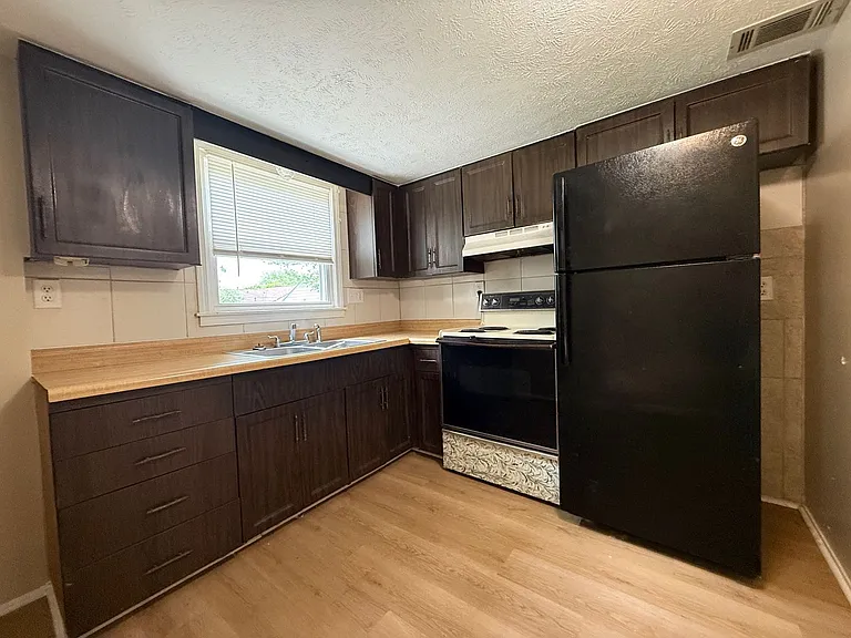5035 Fletcher Ave. — Photo 6