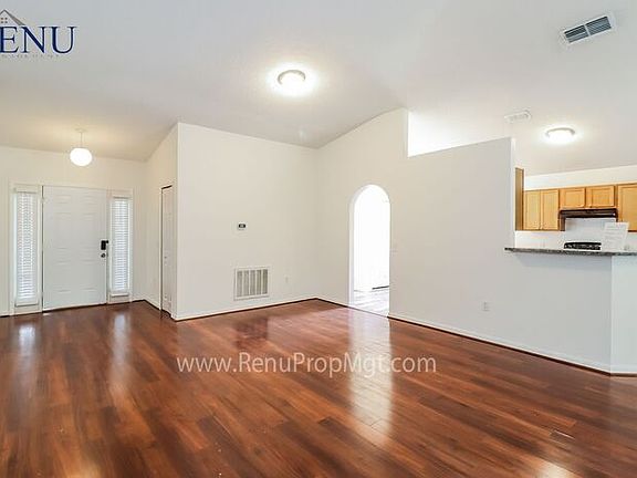 3rd image of 3666 Queens Cove Blvd