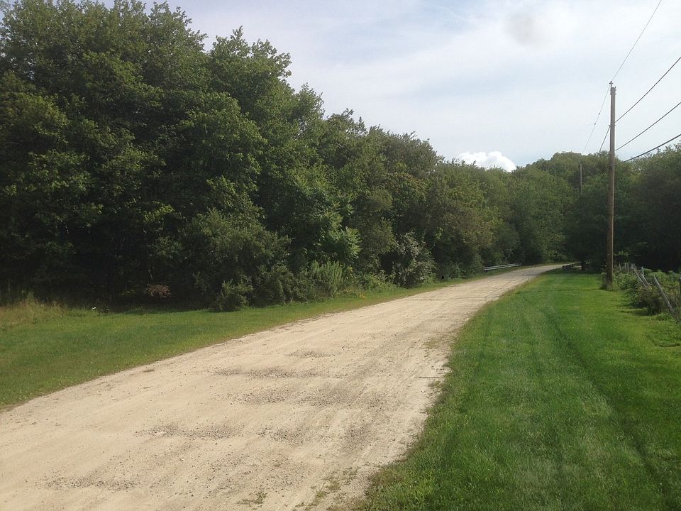 2nd image of 51 Michaels Ln