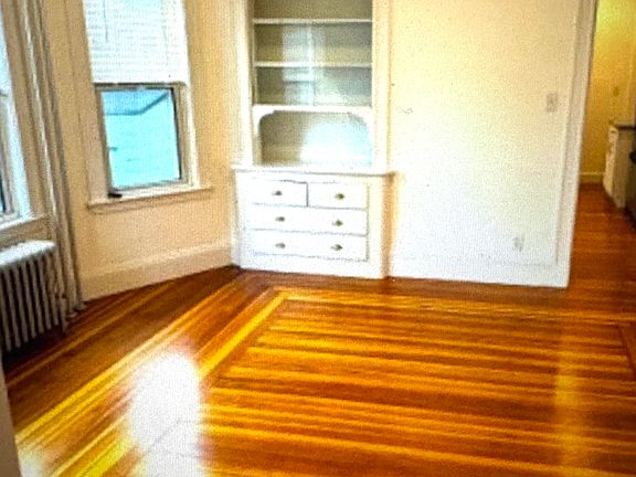 3rd image of 8 Waldo Ave #1