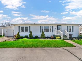 22 Dogwood Dr, Buffalo, NY 14227