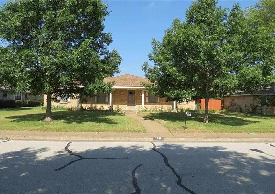 1st image of 1011 Greenway Dr
