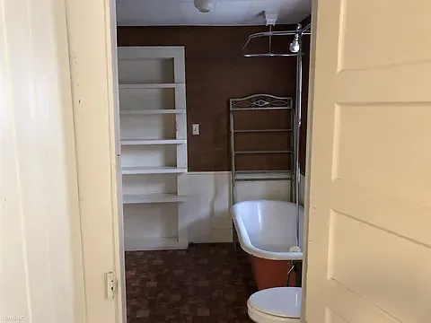 2 bed, 2128 sqft, $1,200 — Photo 2