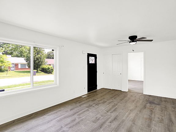5th image of 3654 N Priscilla Ct