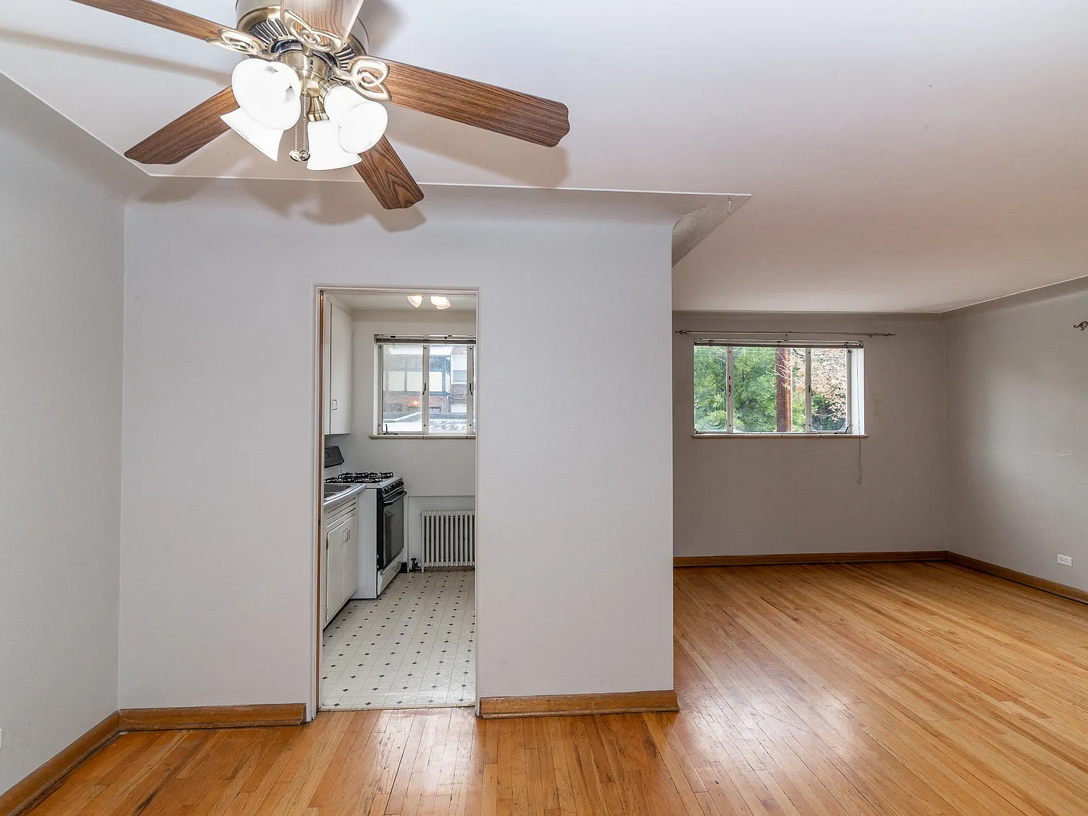 Eastview Apartments — Photo 4