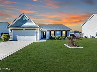 224 Roanoke Dr, Raeford, NC 28376