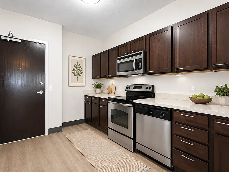 The Franklin Apartments — Photo 9