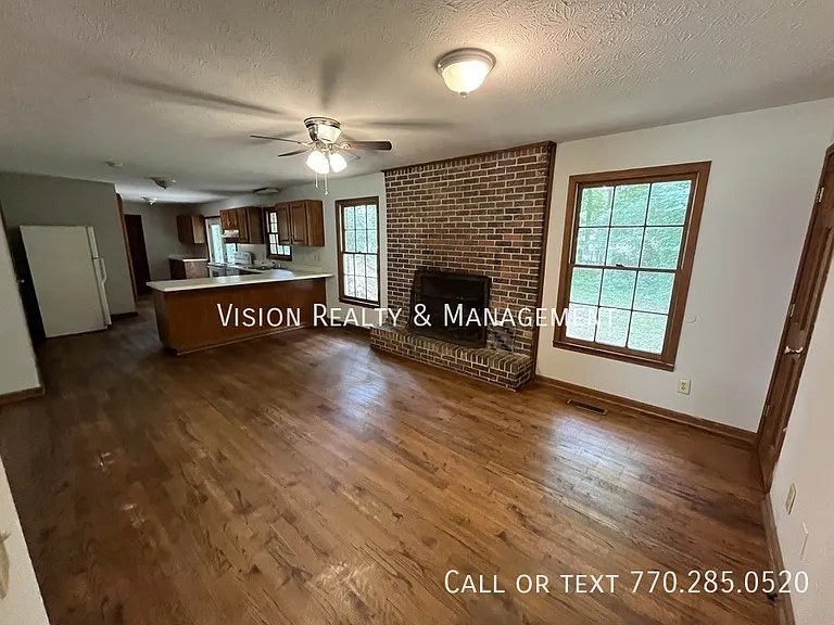 55 S Greenwood Dr — Photo 31