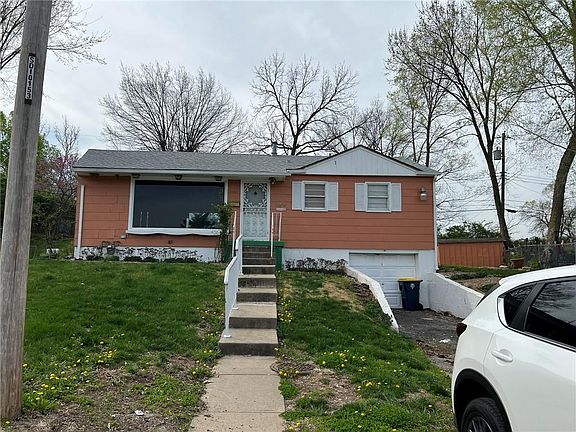 2nd image of 3445 E 54th St