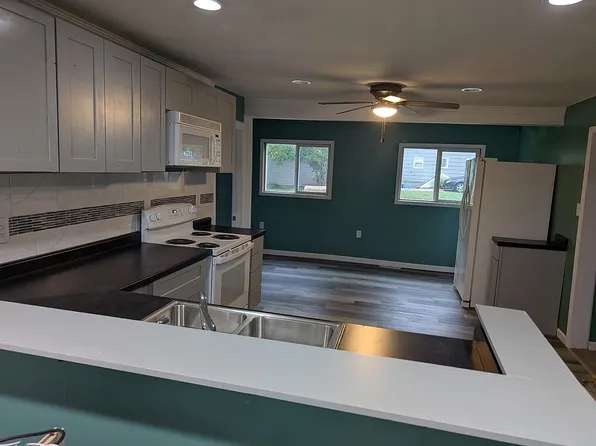 431 W 8th St, Decatur, NE 68020