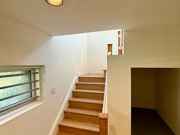5th image of 1620 S Union Ave Floor 1