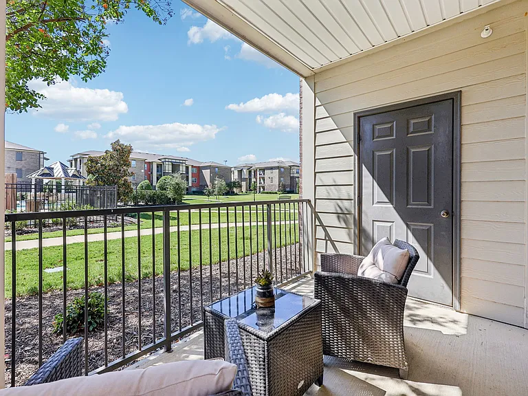 The Landing at Little Elm Apartments — Photo 68