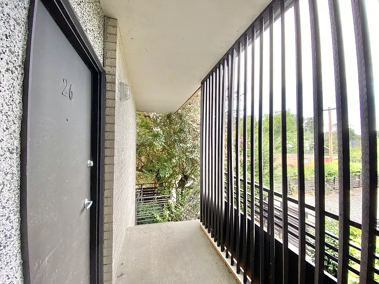 3916 S Pearl St #26 — Photo 2