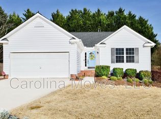 323 Thornbush Ct, Greer, SC 29651