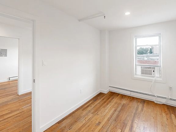 4th image of 81 Avenue A APT 4