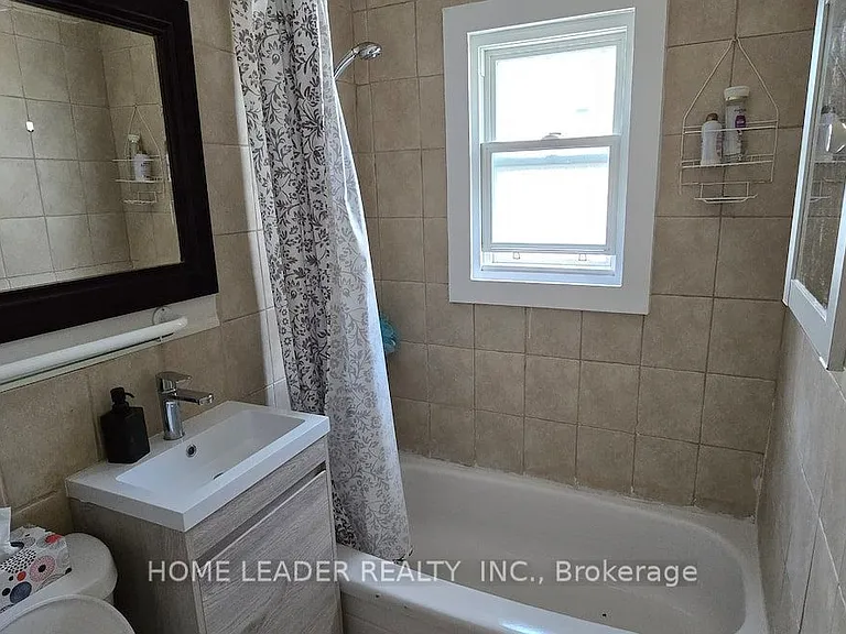 21 Franklin Ave — Photo 14