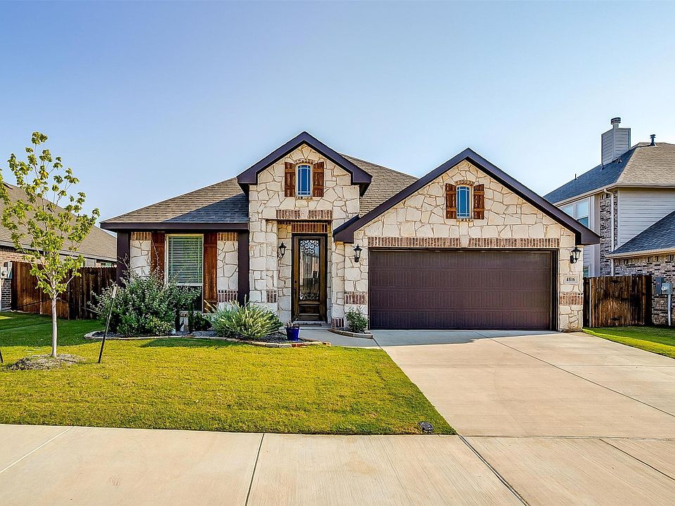 1st image of 4816 Hazy Hollow Ln