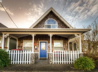 719 12th Ave, Seaside, OR 97138