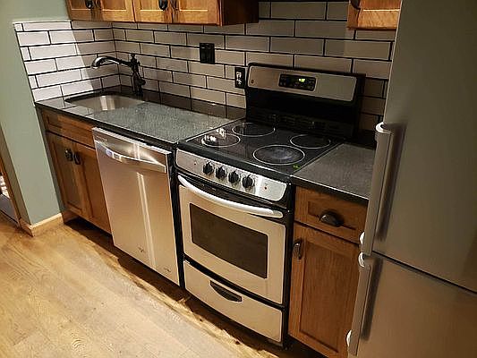 1st image of 160 Humboldt St #1L