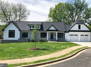 505 Princess Ct SW, Vienna, VA 22180