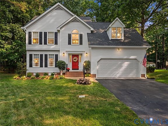 2nd image of 13915 Highpaige Way