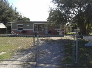 3040 NW 88th St, Miami, FL 33147