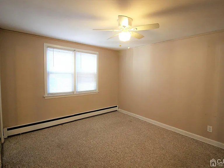 2497 Saint Georges Ave — Photo 5