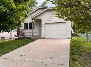 615 SW Webster Ave, Topeka, KS 66606
