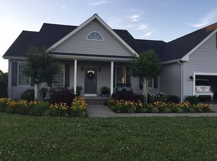 288 Smiths Ln, Mayfield, KY 42066