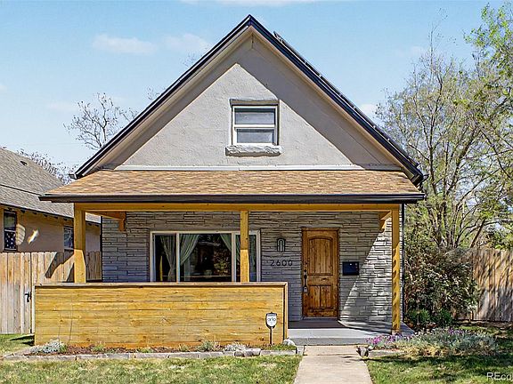 3rd image of 2600 N Vine Street