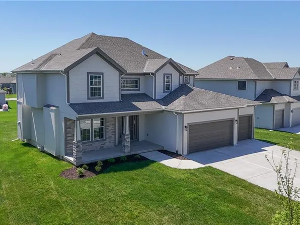 2651 W Park St, Olathe, KS 66061